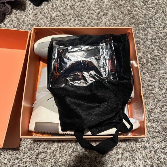 nike fear of god 1 light bone - Picture 2 of 7